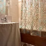 Cozy Retro Near Park *
