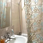 Cozy Retro Near Park *