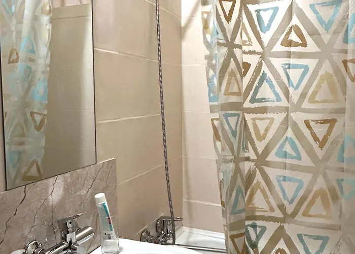 Cozy Retro Near Park *